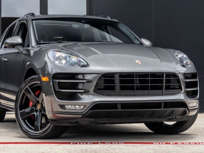 2017 Porsche Macan Turbo