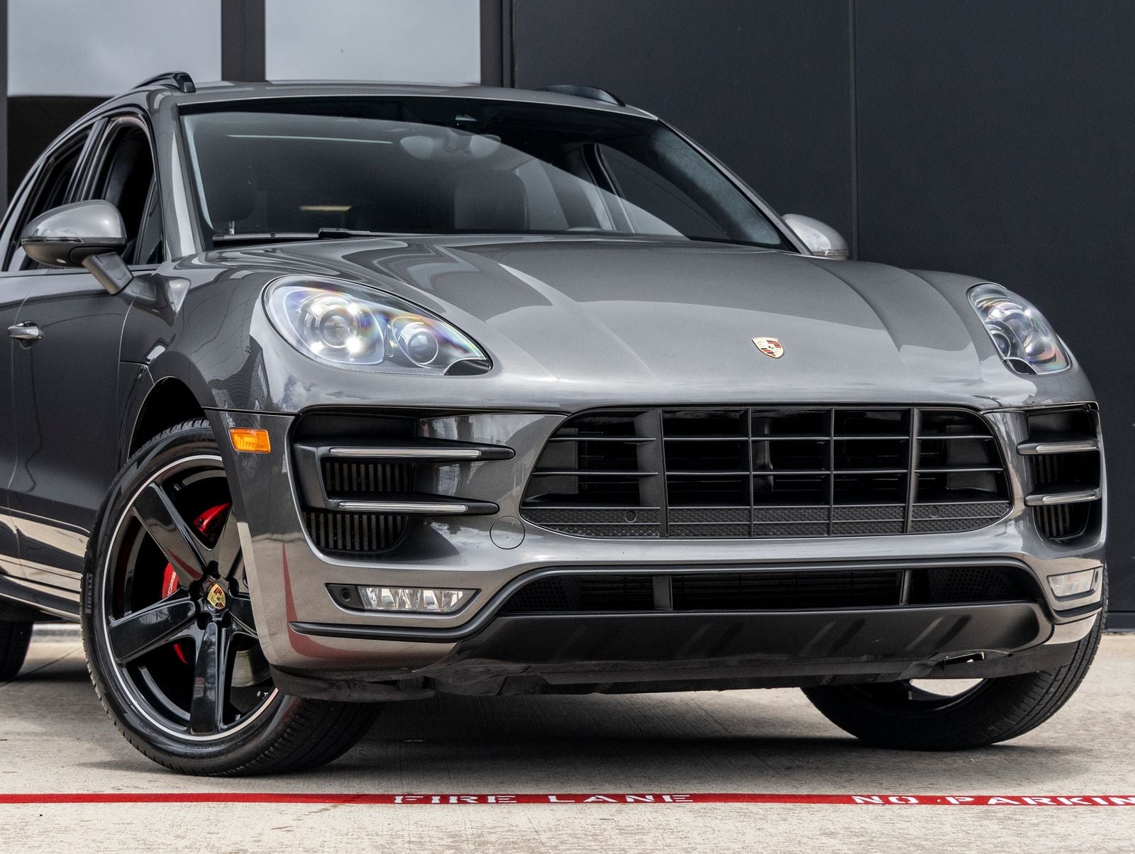 2017 Porsche Macan Turbo