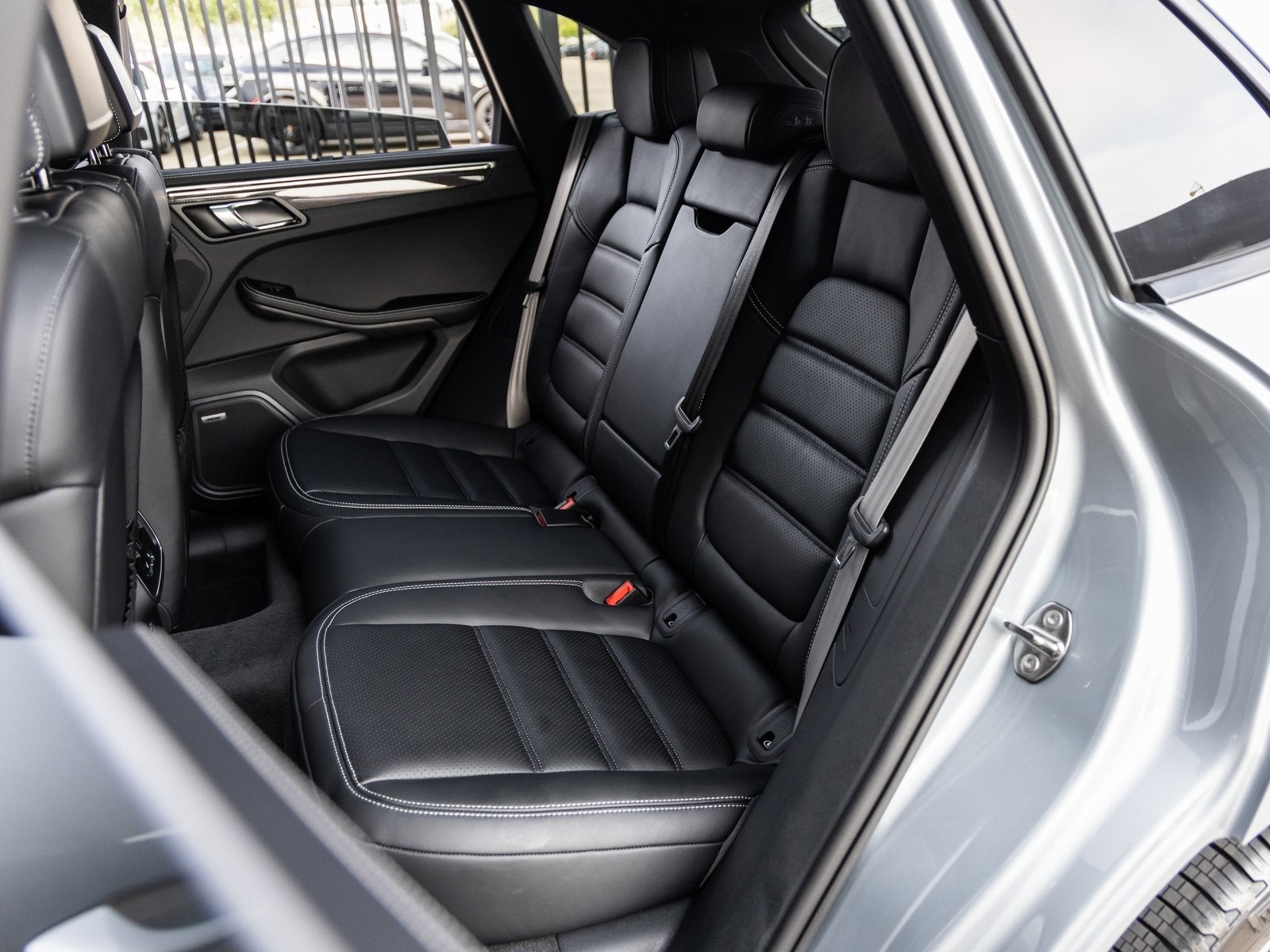 2026 Porsche Macan Macan GTS