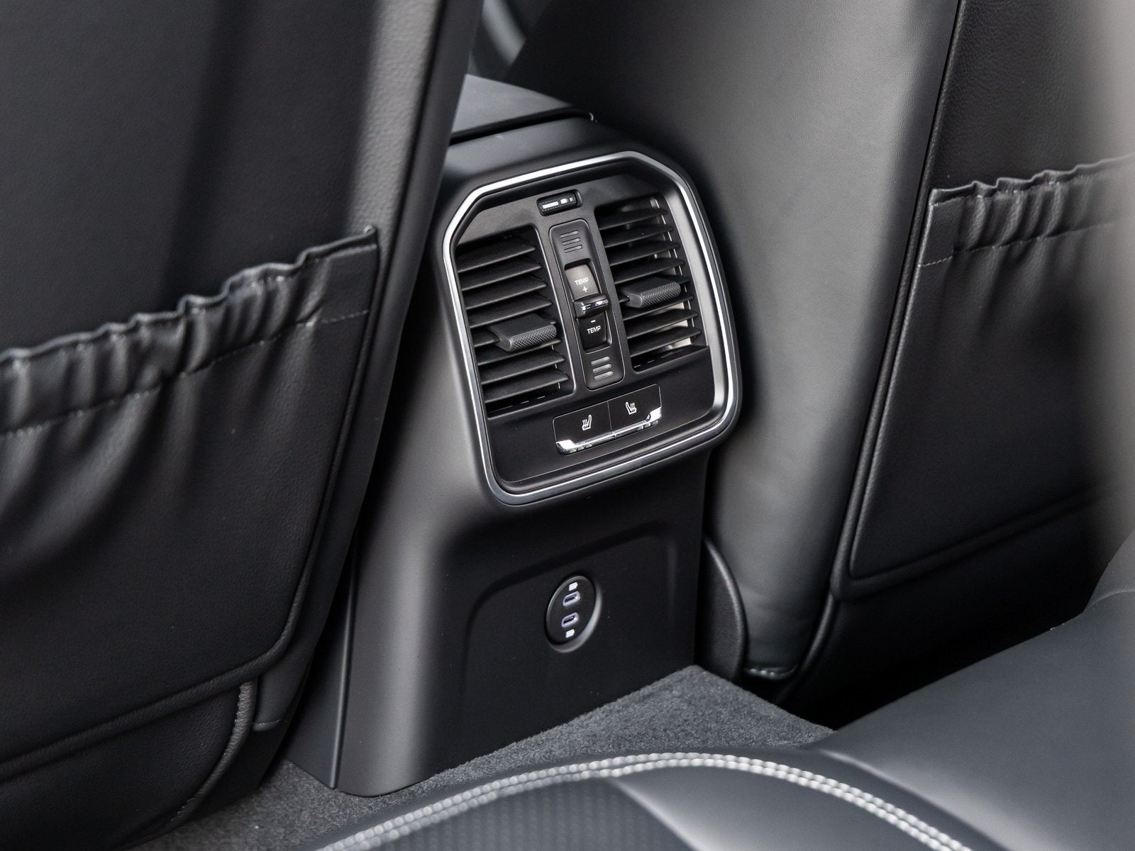 2026 Porsche Macan Macan GTS