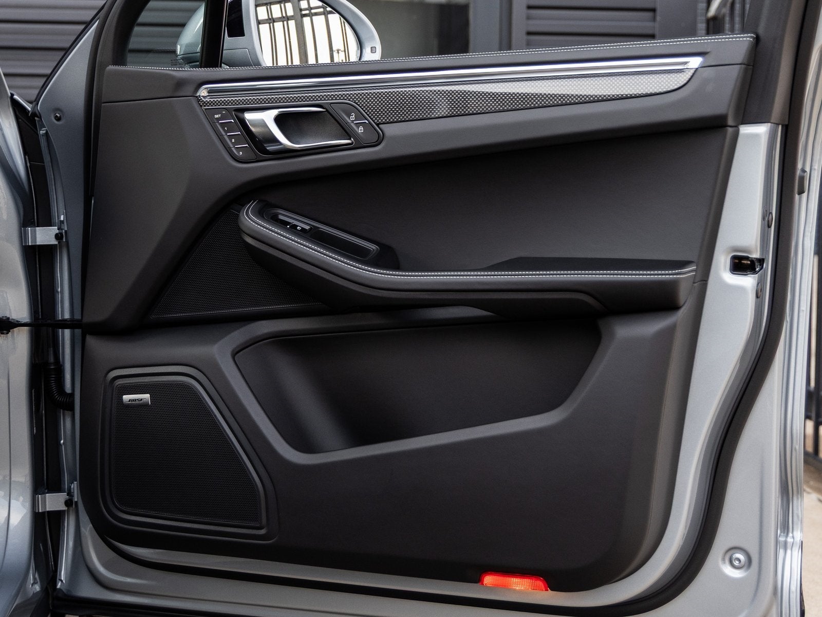 2026 Porsche Macan Macan GTS