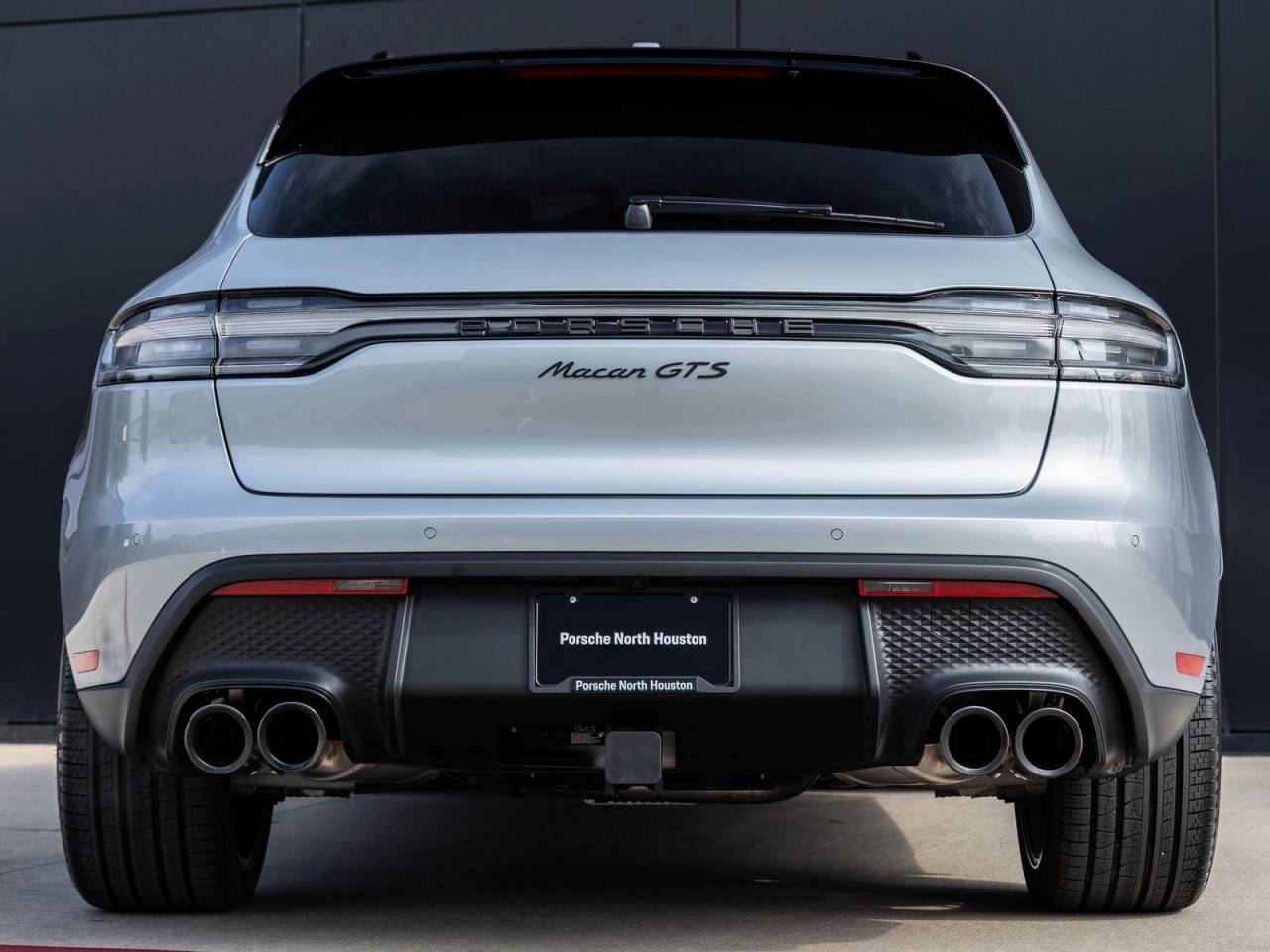 2026 Porsche Macan Macan GTS