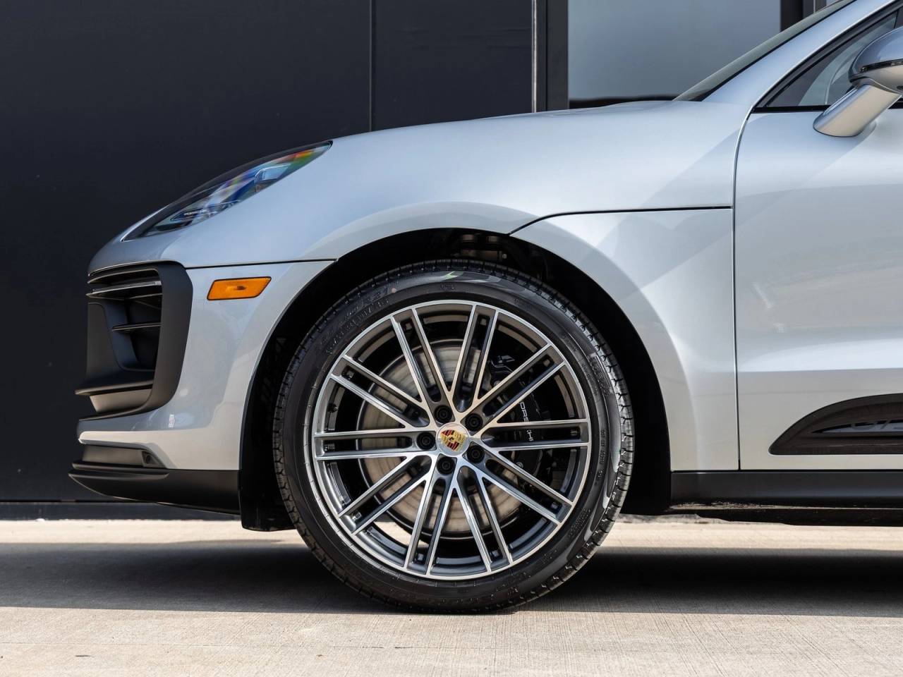 2026 Porsche Macan Macan GTS