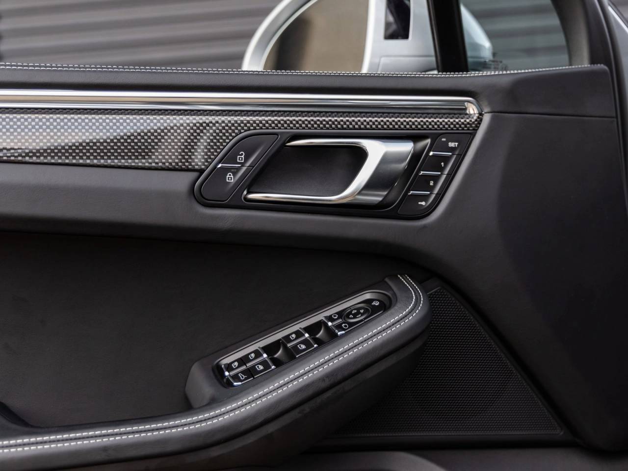 2026 Porsche Macan Macan GTS