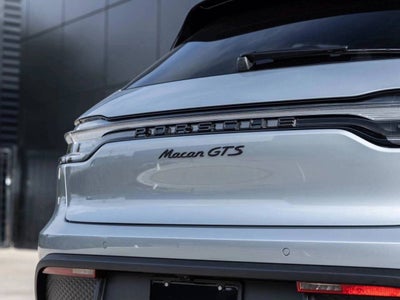 2026 Porsche Macan Macan GTS