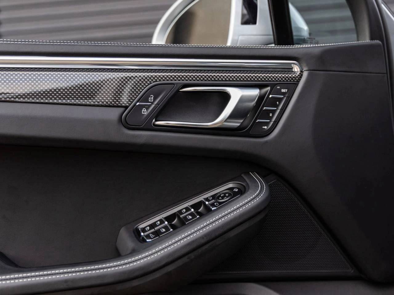 2026 Porsche Macan Macan GTS