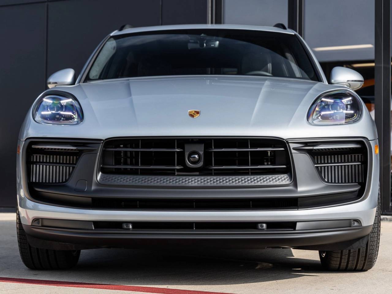 2026 Porsche Macan Macan GTS