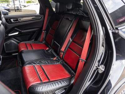 2020 Porsche Cayenne Turbo