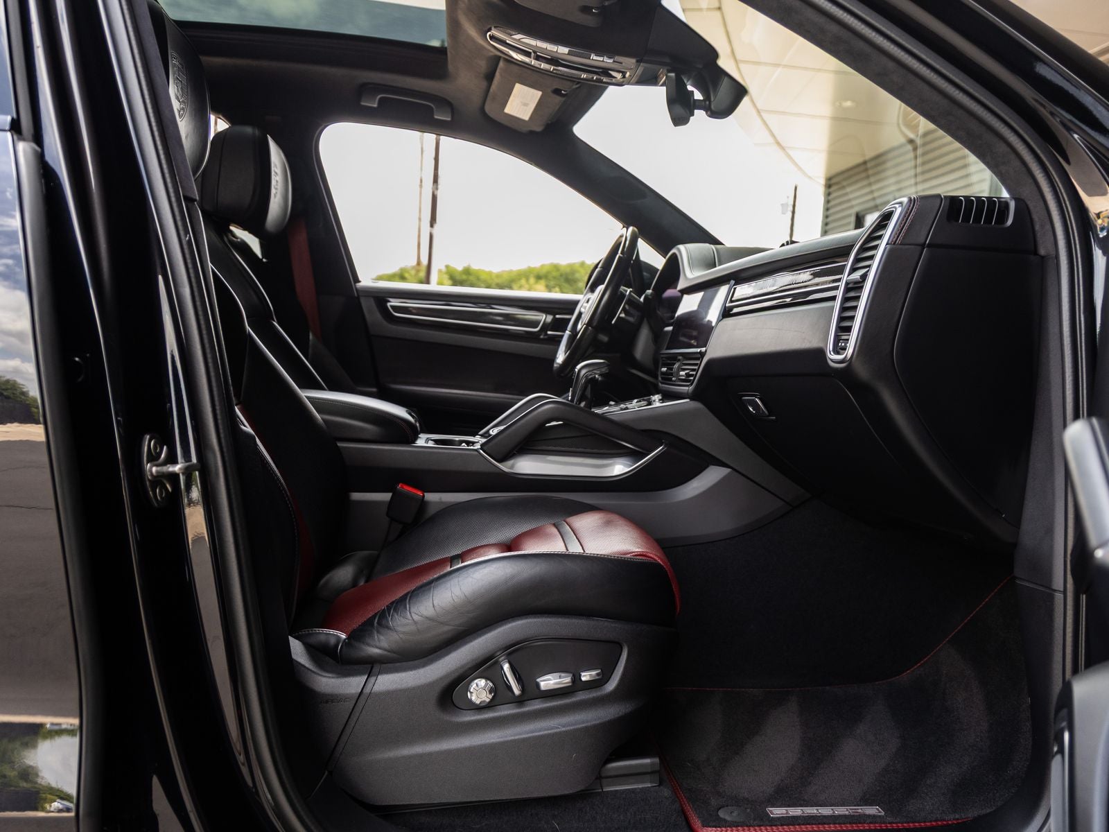 2020 Porsche Cayenne Turbo