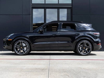 2020 Porsche Cayenne Turbo
