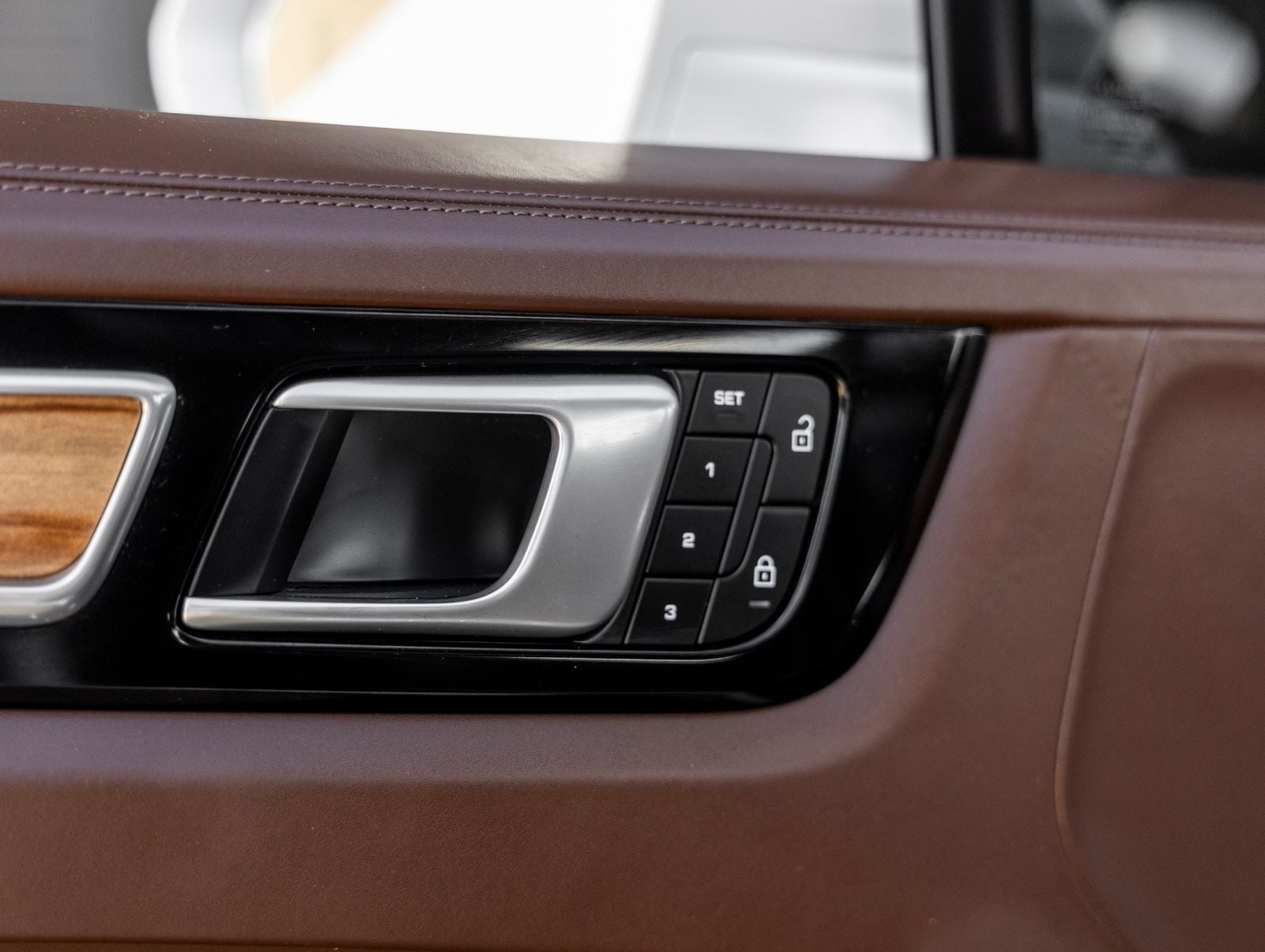 2023 Porsche Cayenne Cayenne Turbo (MY23)