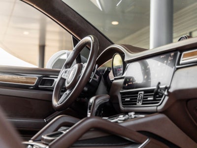 2023 Porsche Cayenne Cayenne Turbo (MY23)