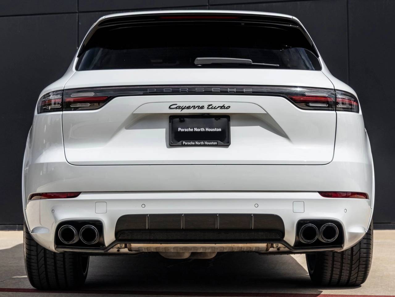 2023 Porsche Cayenne Turbo