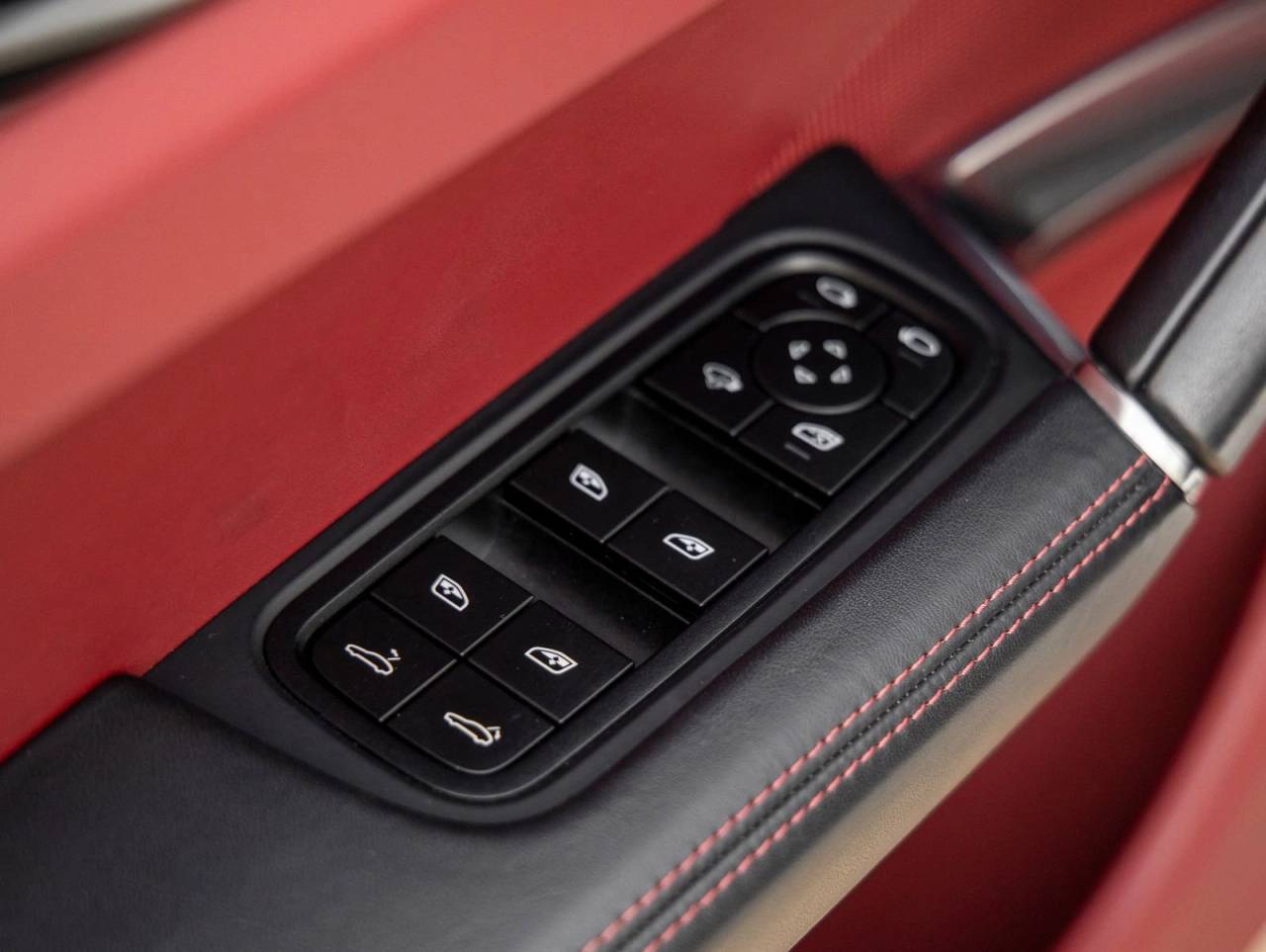 2023 Porsche Cayenne Turbo