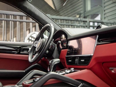 2023 Porsche Cayenne Turbo