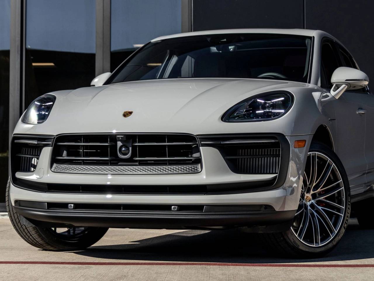 2026 Porsche Macan S