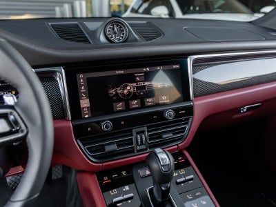 2026 Porsche Macan Macan S