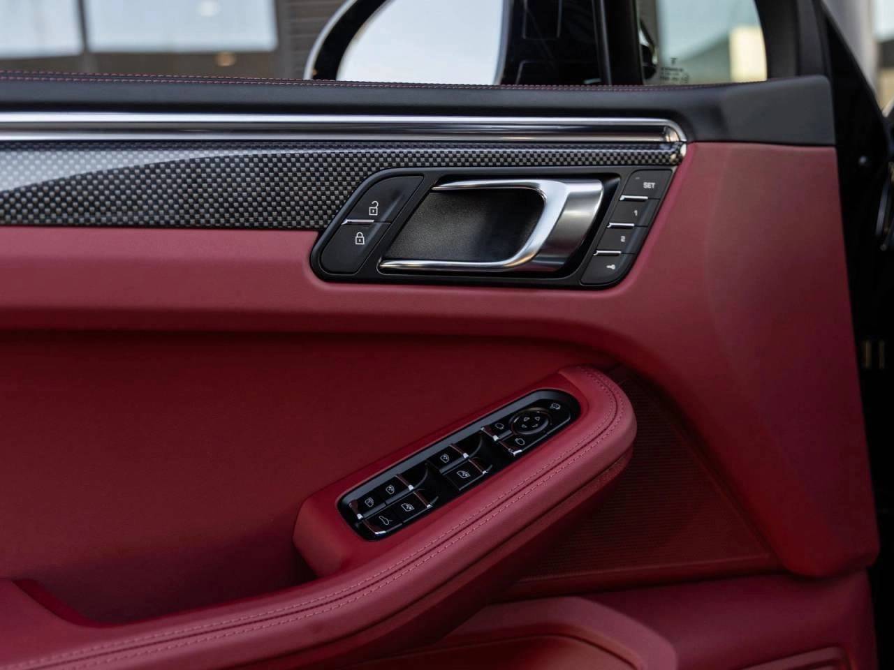 2026 Porsche Macan Macan S