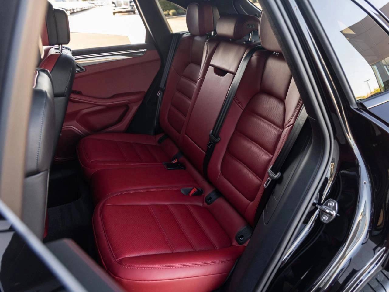 2026 Porsche Macan Macan S