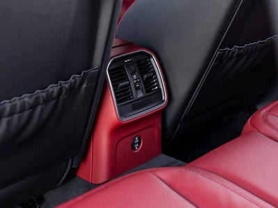 2026 Porsche Macan Macan S