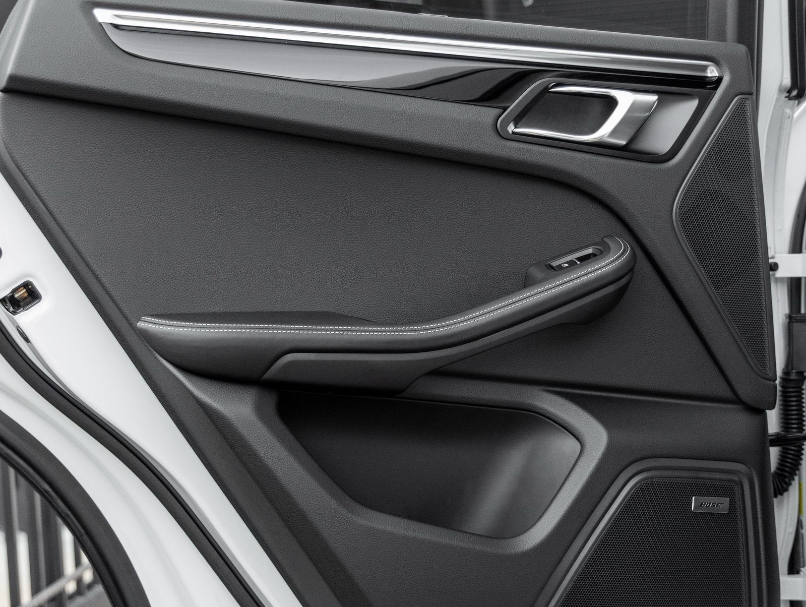 2026 Porsche Macan Macan S