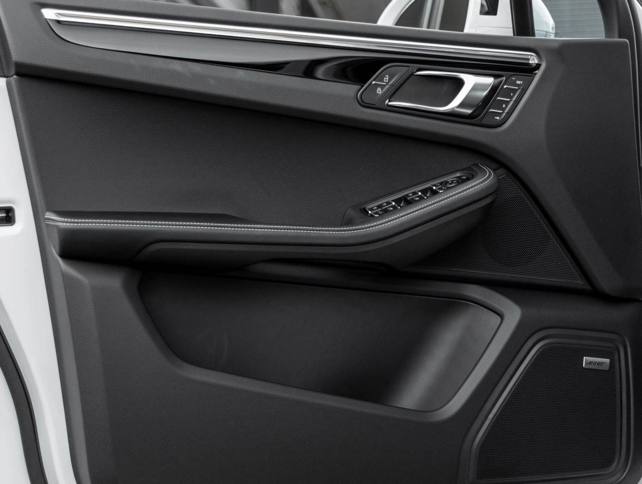 2026 Porsche Macan Macan S