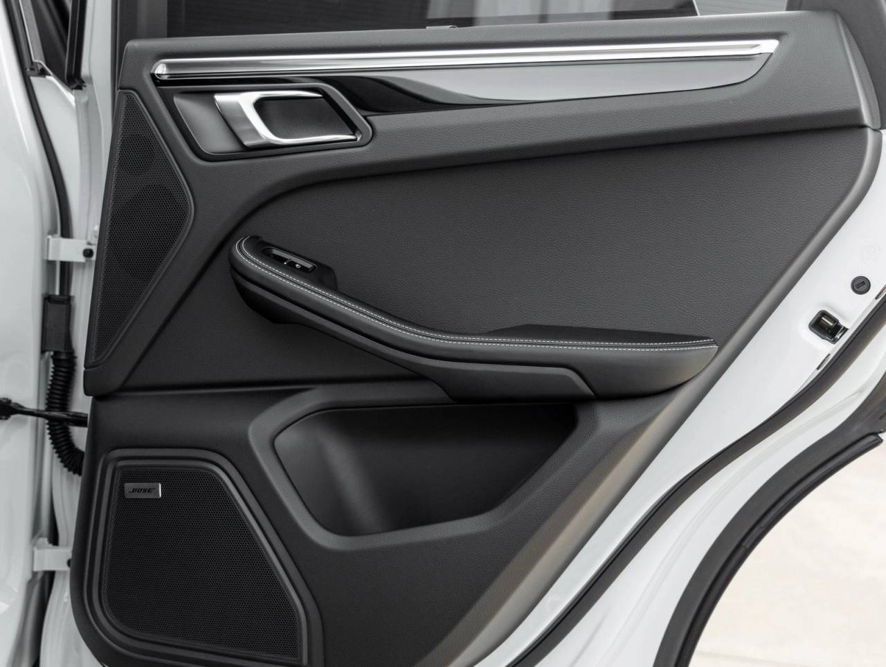 2026 Porsche Macan Macan S