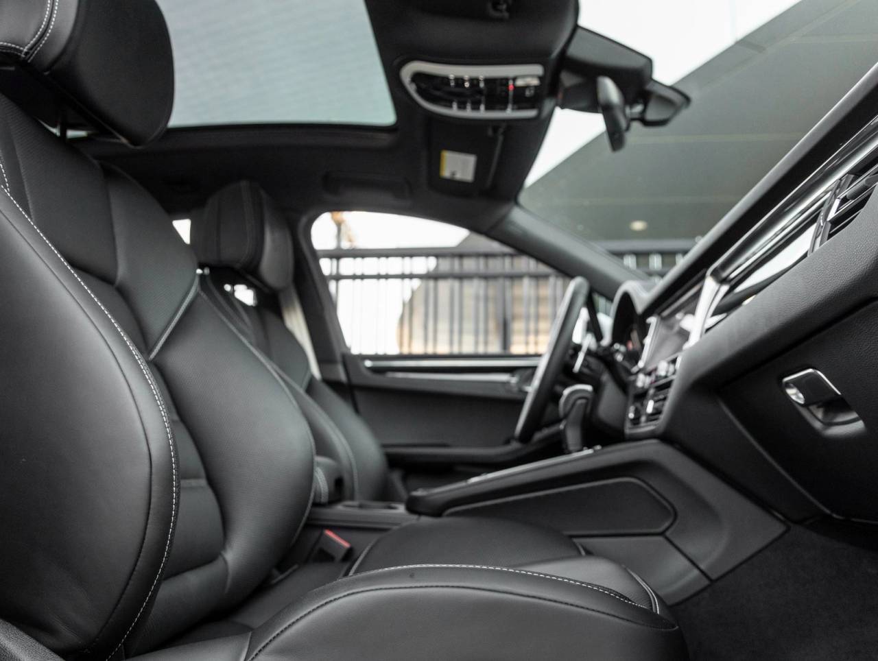 2026 Porsche Macan Macan S