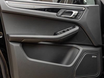 2026 Porsche Macan Macan S