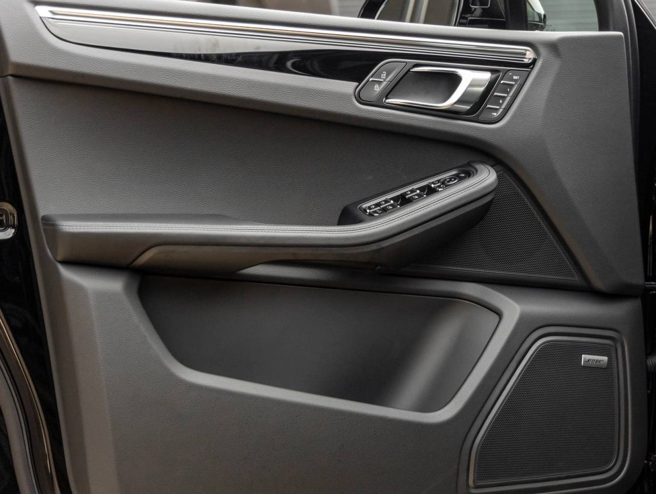 2026 Porsche Macan Macan S