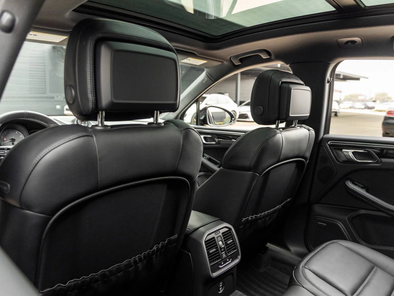 2026 Porsche Macan Macan S