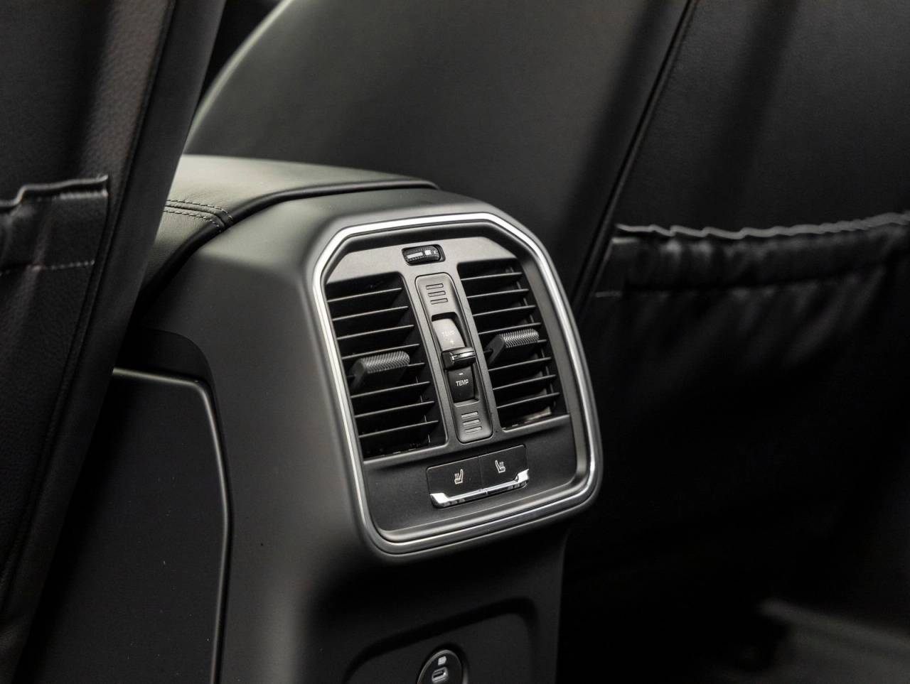 2026 Porsche Macan Macan S