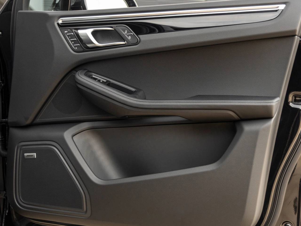 2026 Porsche Macan Macan S