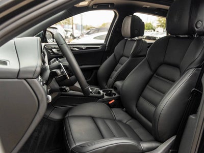 2026 Porsche Macan Macan S