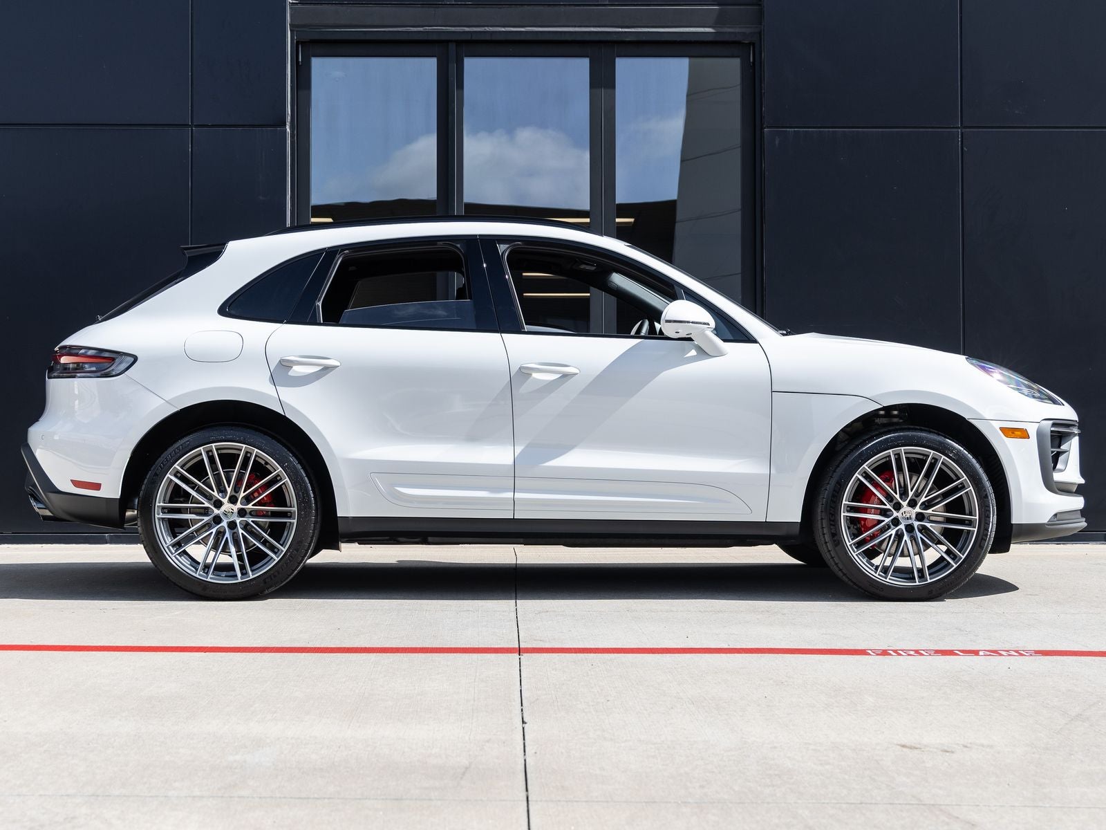 2026 Porsche Macan Macan S