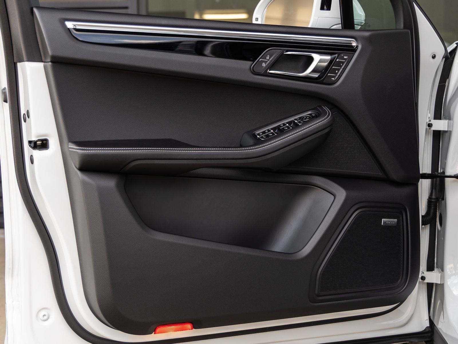 2026 Porsche Macan Macan S