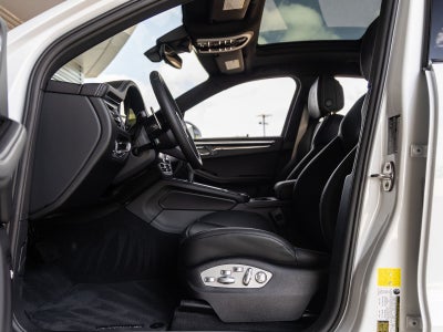 2026 Porsche Macan Macan S