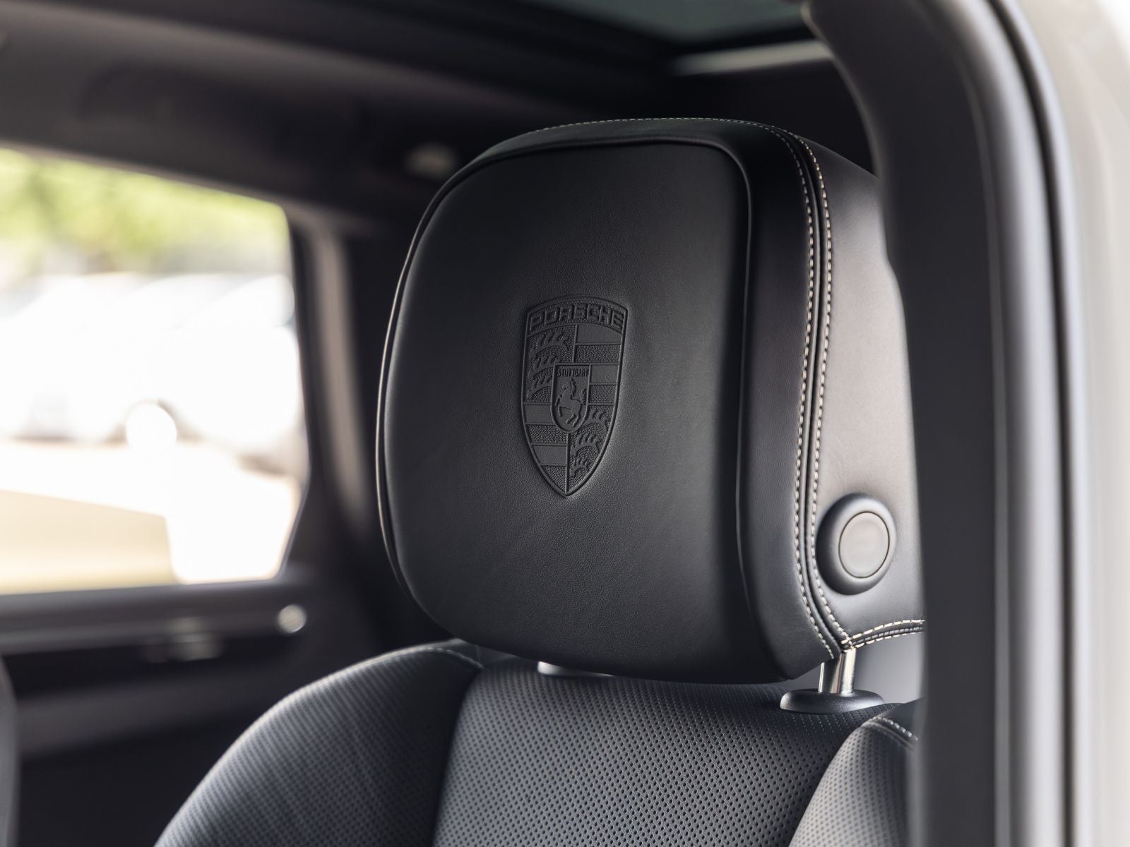 2026 Porsche Macan Macan S