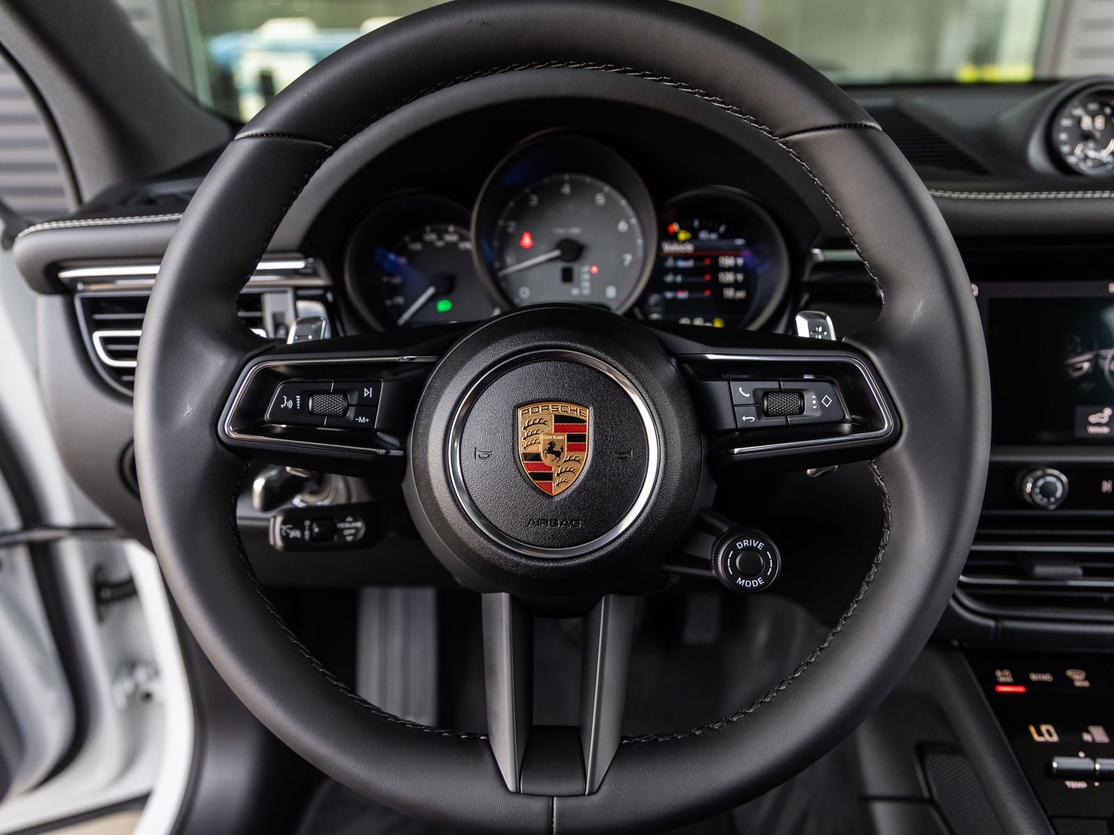 2026 Porsche Macan Macan S