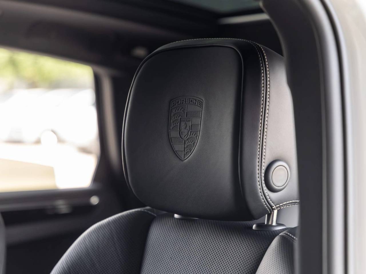 2026 Porsche Macan Macan S