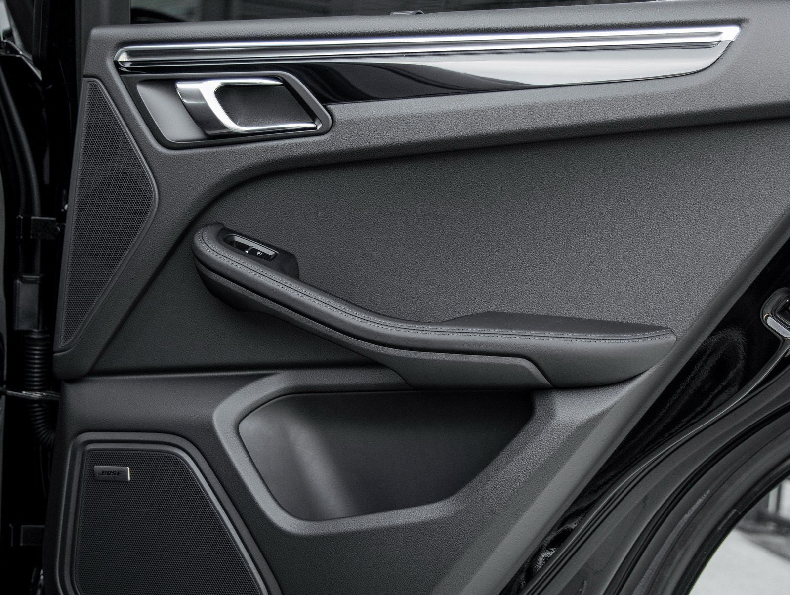 2026 Porsche Macan Macan S