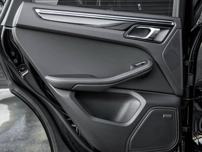 2026 Porsche Macan Macan S