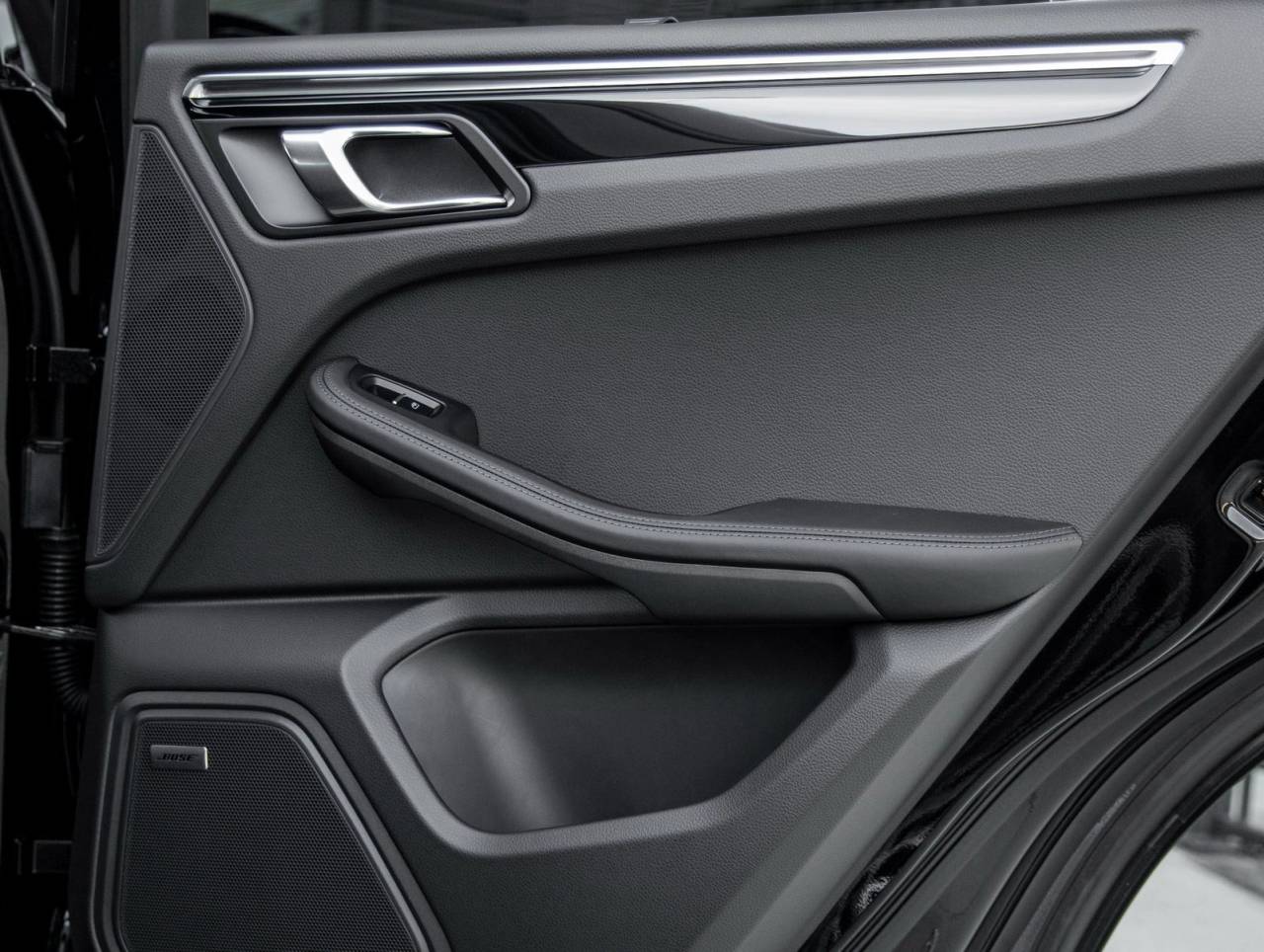 2026 Porsche Macan Macan S