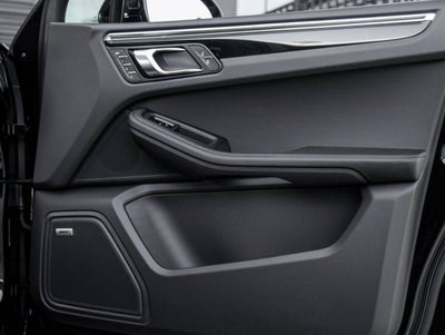 2026 Porsche Macan Macan S