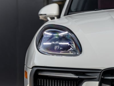 2026 Porsche Macan Macan S