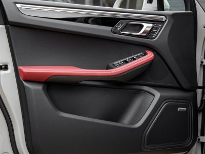 2026 Porsche Macan Macan S