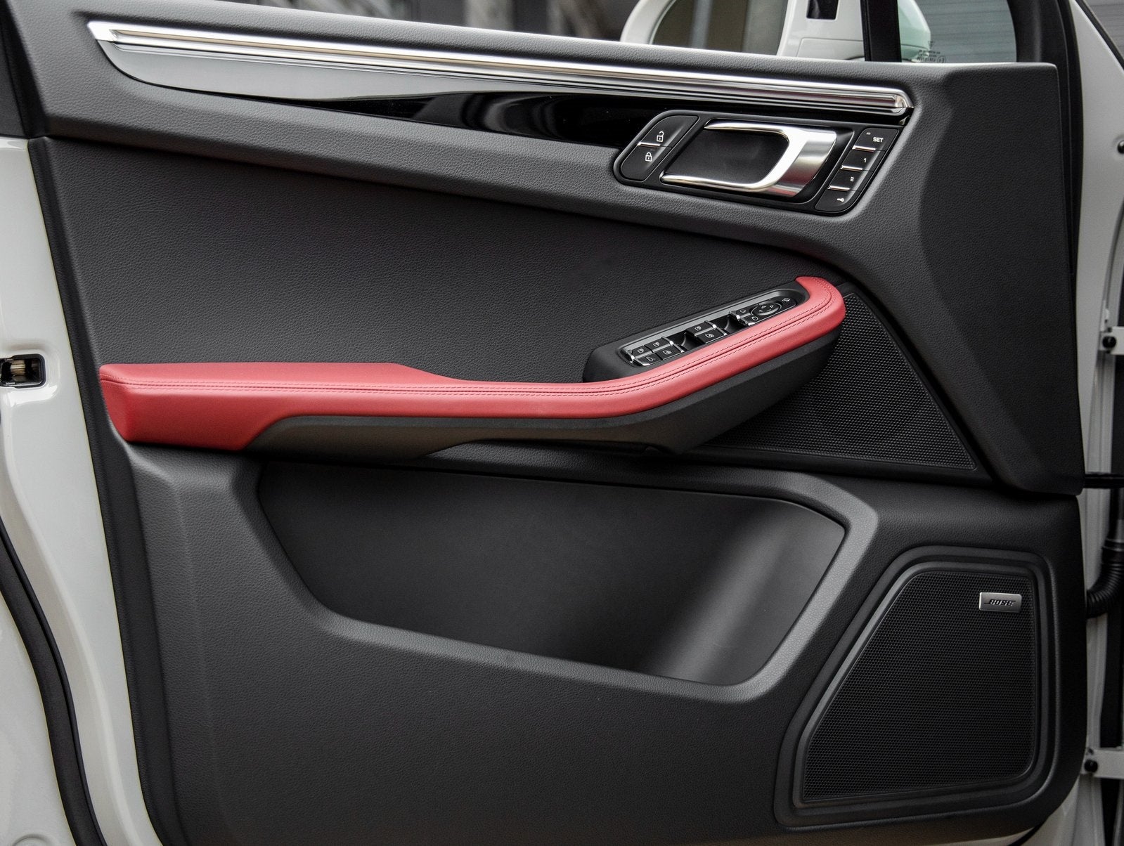 2026 Porsche Macan Macan S