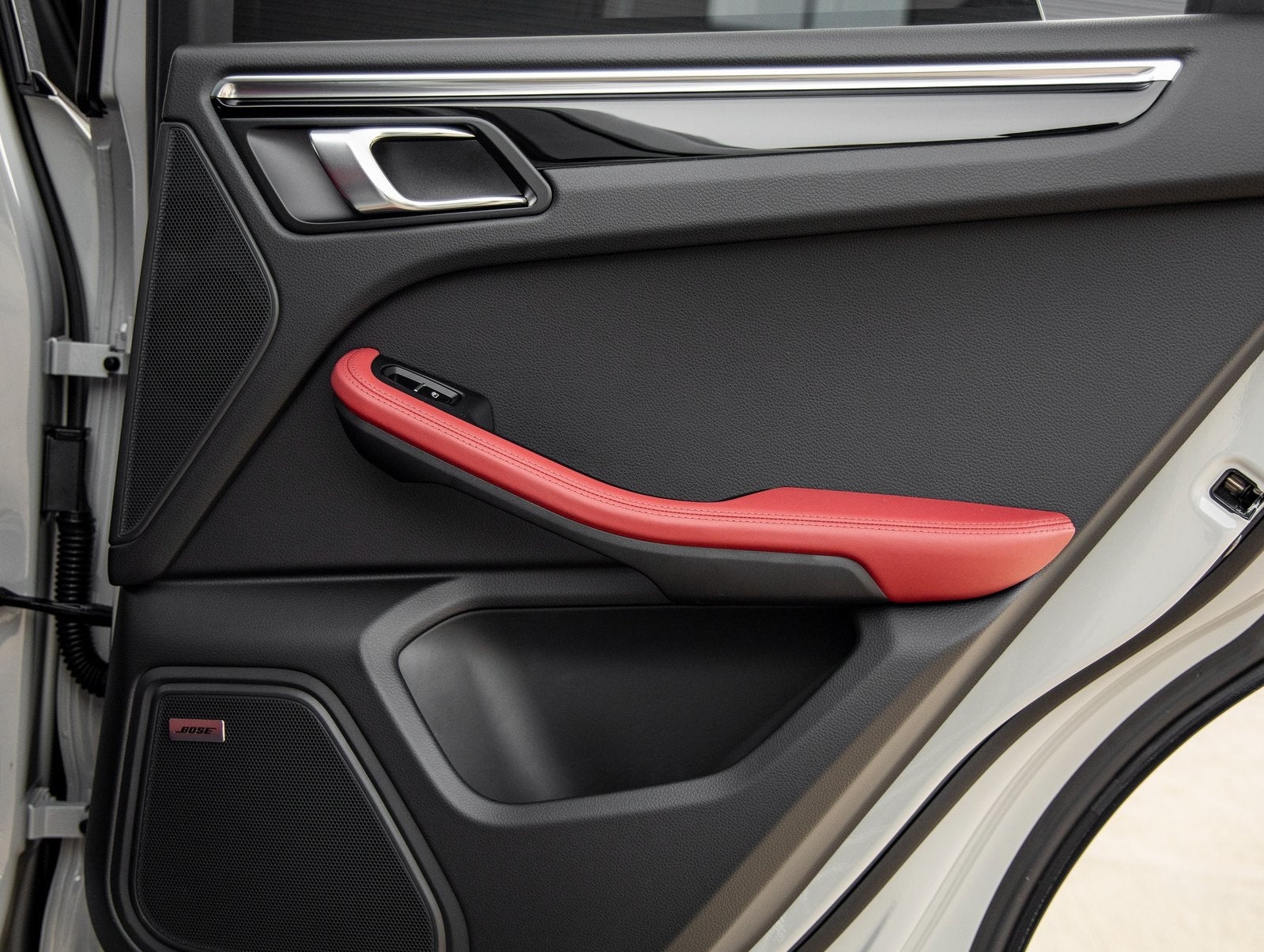 2026 Porsche Macan Macan S