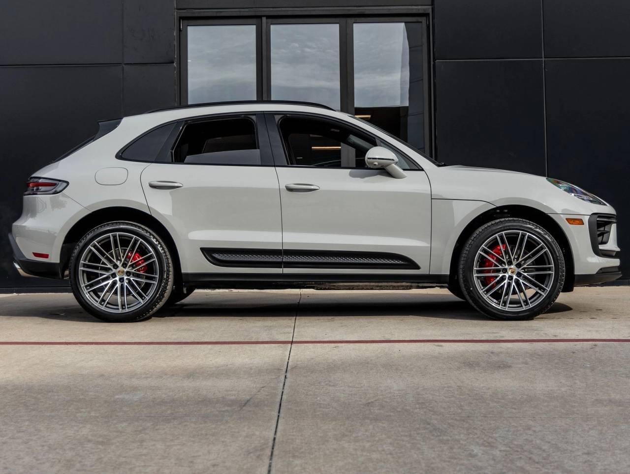 2026 Porsche Macan Macan S