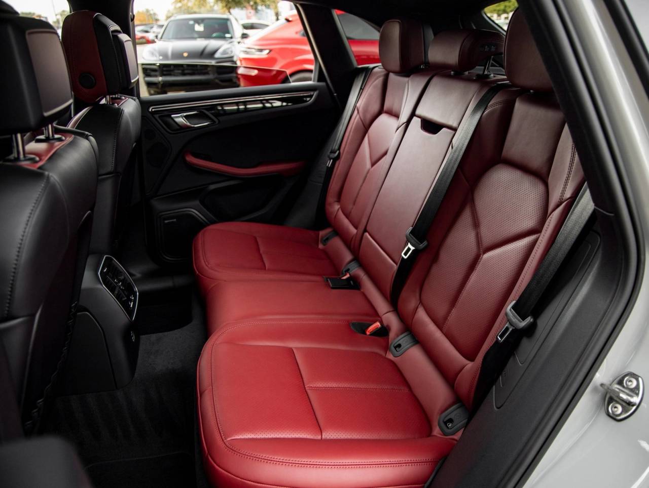 2026 Porsche Macan Macan S